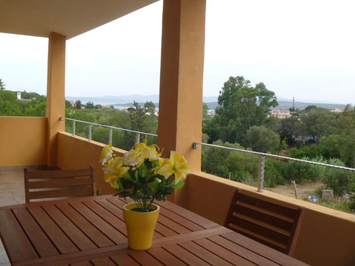 Casadelfaro Primo Piano 600Mt Dalla Spiaggia Olbia Exterior foto