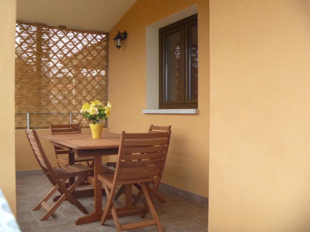 Casadelfaro Primo Piano 600Mt Dalla Spiaggia Olbia Exterior foto